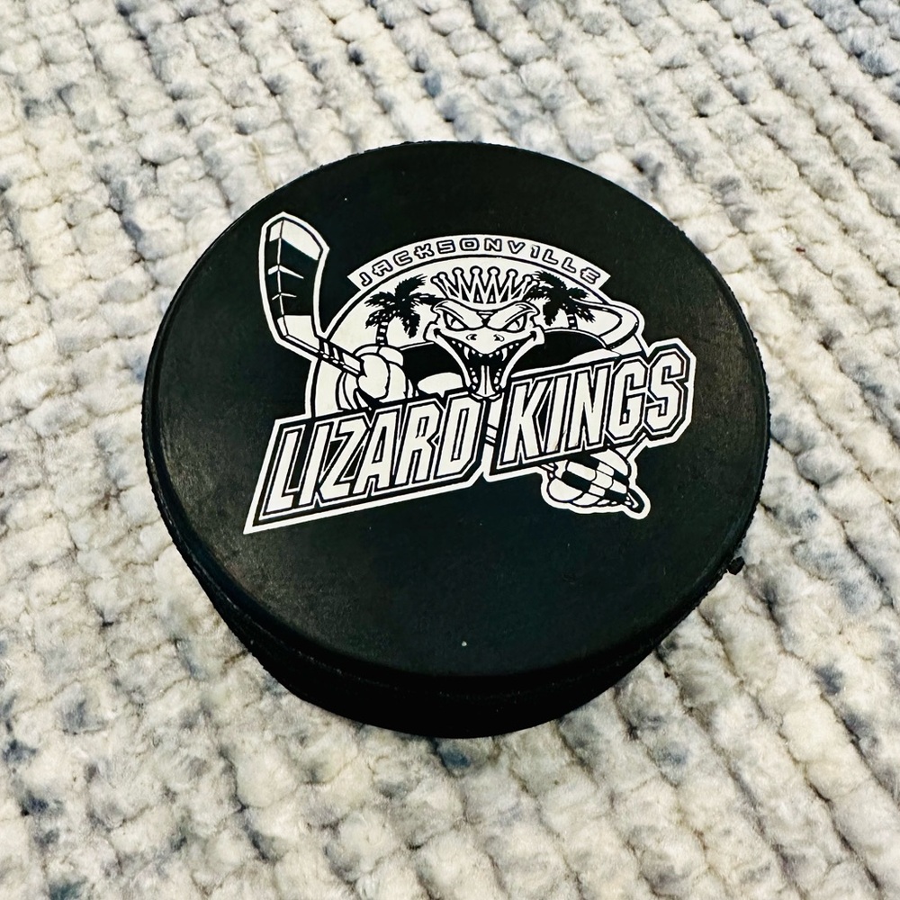 Jacksonville Lizard Kings / Strong Values Strong Leaders Character Counts Puck